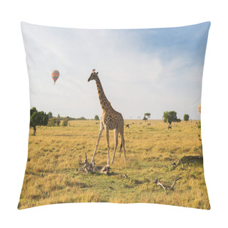 Personality  Giraffe And Air Balloons In Savannah At Africa Pillow Covers