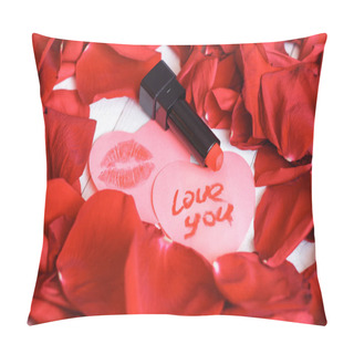 Personality  Close-up Shot Of Heart Shaped Papers With Rose Petals An Love You Lettering For Valentines Day Background Pillow Covers