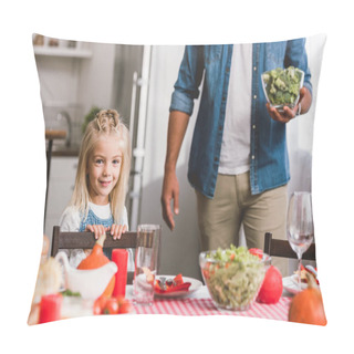 Personality  Cropped View Of Father Holding Bowl With Broccoli And Cute Daughter Smiling And Looking At Camera In Thanksgiving Day  Pillow Covers