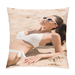 Personality  Brunette Woman In Sunglasses And White Bikini Sunbathing On Beach On Vacation Pillow Covers