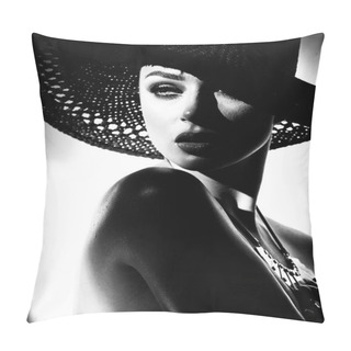 Personality  Fashionable Woman Portrait Pillow Covers