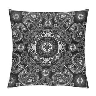 Personality  Black And White Ornamental Square With Paisley Elements Pillow Covers
