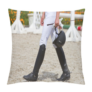 Personality  Jockey Goes To Arena Pillow Covers