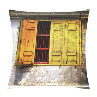 Personality  Wood Window Period Pillow Covers
