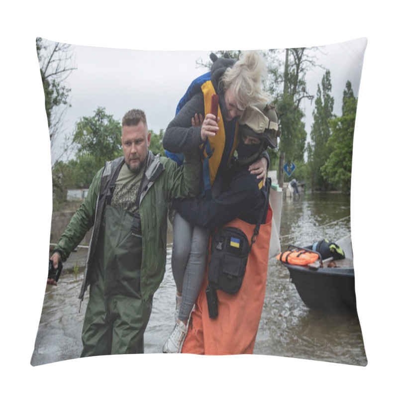 Personality  KHERSON, UKRAINE - Jun. 12, 2023: Rescue Workers And Volunteers Can Be Seen Carrying Local People Out Of The Flooded Area On Their Hands Pillow Covers