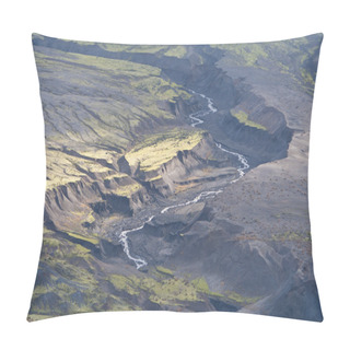 Personality  Mount Saint Helens Bogland With Streams And Trenches Pillow Covers