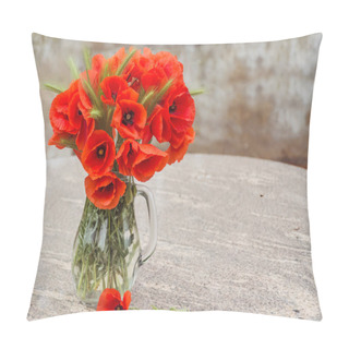 Personality  Bouquet Of Red Blooming Poppy Flowers In A Glass Vase Pillow Covers