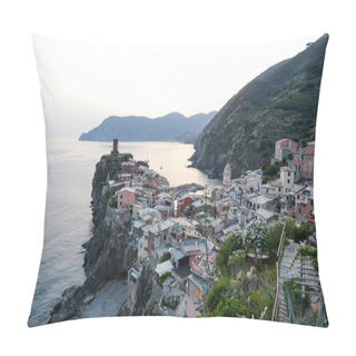 Personality  Scenic Night View Of Village Vernazza Pillow Covers