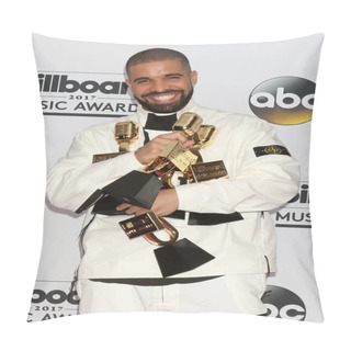 Personality  Drake At The 2017 Billboard Awards Press Room  Pillow Covers