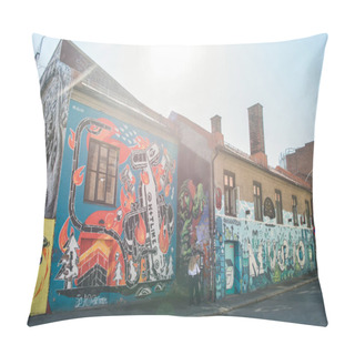 Personality  Street Art Pillow Covers