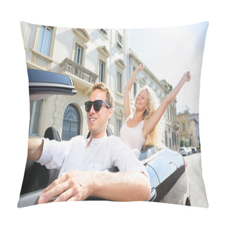 Personality  Car People - Man Driving With Happy Woman Pillow Covers