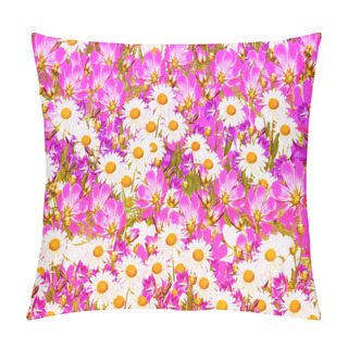 Personality  Natural Floral Background. Bright Colorful Chamomile Flowers Pillow Covers