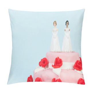 Personality  Wedding Cake With Lesbian Couple Pillow Covers