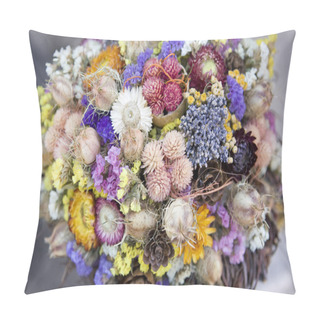 Personality  A Beautiful Vintage Bouquet Of Dried Flowers Pillow Covers