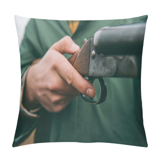 Personality  Hunter Loading Gun  Pillow Covers