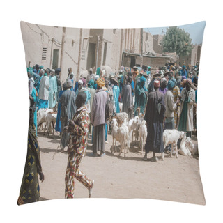 Personality  Timbuktu, Mali, Africa - February 3, 2008: People Selling And Buying At Town Market Pillow Covers