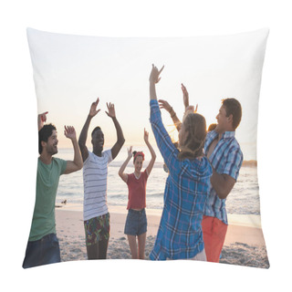Personality  Diverse Group Of Friends Enjoy A Beach Sunset, With Copy Space. Celebrating The Day's End, They Share A Joyful Moment By The Sea. Pillow Covers