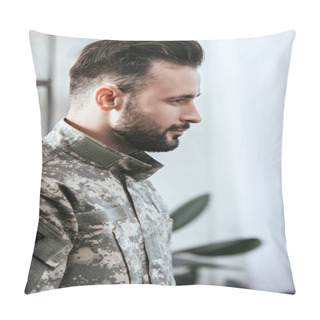 Personality  Side View Of Army Man In Military Uniform At Home Pillow Covers