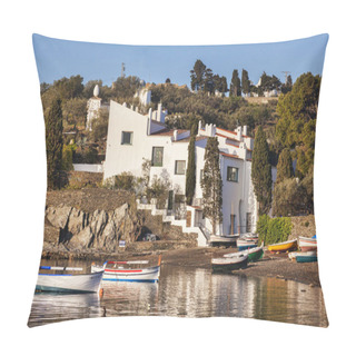 Personality  Salvador Dali Home, Catalonia, Spain Pillow Covers