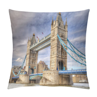 Personality  The Tower Bridge In London England Pillow Covers