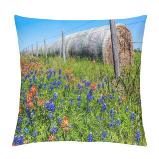 Personality  A Meadow With Round Hay Bales And Fresh Texas Wildflowers Pillow Covers