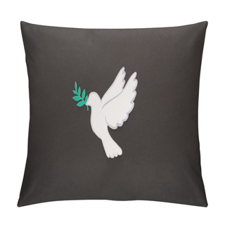 Personality  Top View Of White Dove As Symbol Of Peace On Black Background Pillow Covers