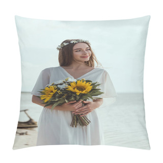 Personality  Elegant Smiling Girl Holding Bouquet Of Sunflowers Near Sea  Pillow Covers