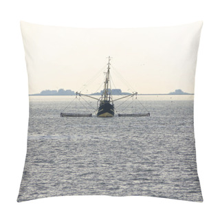 Personality  Trawler In The Wadden Sea Pillow Covers