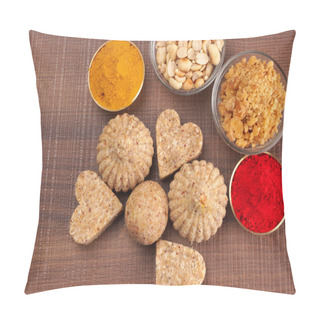 Personality  Healthy Sweet Peanuts And Jaggery Ladoo With  Turmeric Powder. Delicious Indian Sweets Served On  Background  Pillow Covers