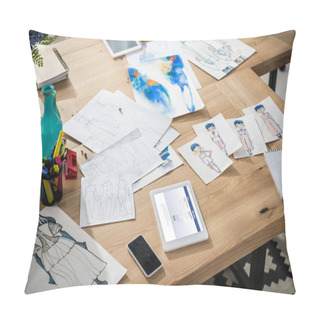 Personality  Digital Devices And Sketches On Table Pillow Covers