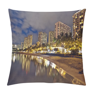 Personality  Waikiki Beach, Oahu Island Hawaii, Cityscape Sunset Pillow Covers