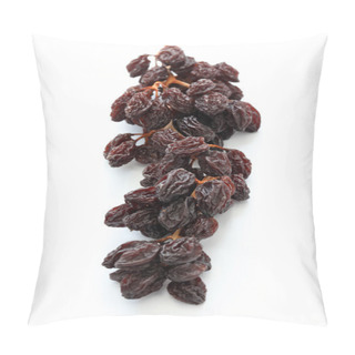 Personality  Raisins On The Vine Isolated On White Background Pillow Covers