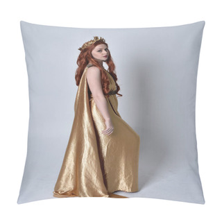 Personality  Full Length Portrait Of Girl With Red Hair Wearing Long Grecian Toga And Golden Wreath. Standing Pose With Back To The Camera,  Isolated Against A Grey Studio Background. Pillow Covers