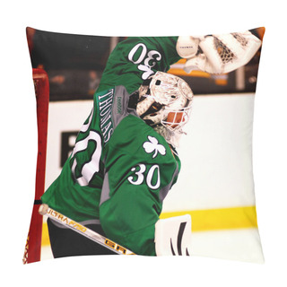 Personality  Tim Thomas Boston Bruins Pillow Covers
