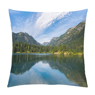Personality  Beautiful Summer Nature Of Cascade Mountains Pillow Covers