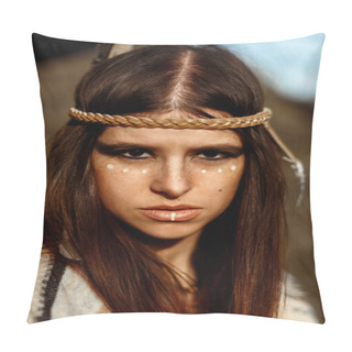 Personality  Native Indian American Woman Pillow Covers