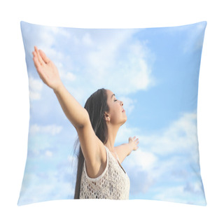 Personality  Portrait Of A Beautiful Arab Woman Breathing Fresh Air With Raised Arms Pillow Covers