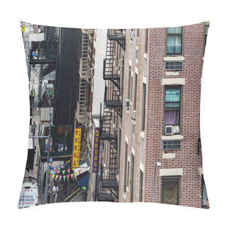 Personality  New York, USA; June 3, 2023: Streets And Apartments In Chinatown, A Bustling Neighborhood Where Tourists And Foodies Flock To Its Many Chinese And Asian Restaurants. Pillow Covers