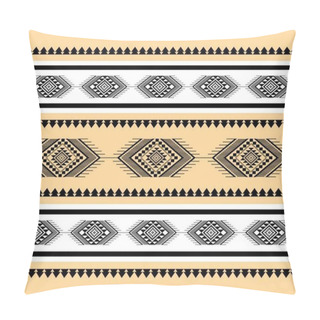 Personality  Geometric Ethnic Oriental Seamless Pattern Traditional Design For Background,carpet,wallpaper.clothing,wrapping,Batik Fabric,Vector Illustration.embroidery Style, Sadu. Pillow Covers