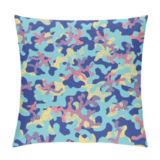 Personality  Camouflage Fashion Pattern Seamless Background. Abstract Cool Military Texture Trend Shapes Camouflage. Seamless Pattern For Children Fashion Cloth Textile. Colorful Modern Style. Fabric For Paintball Pillow Covers