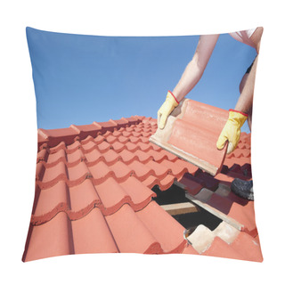 Personality  Construction Worker Tile Roofing Repairs Pillow Covers