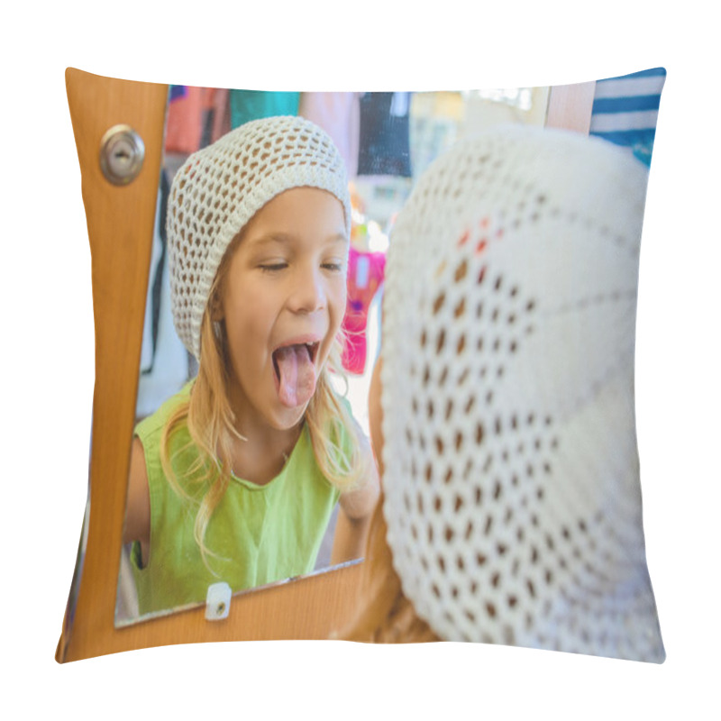 Personality  Little Girl Looks In Mirror And Shows Tongue Pillow Covers