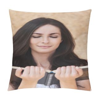 Personality  Beautiful Woman Reading Book Pillow Covers