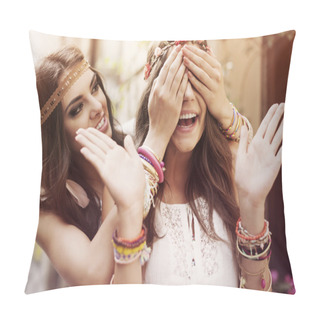 Personality  Surprise For The Best Friend Pillow Covers