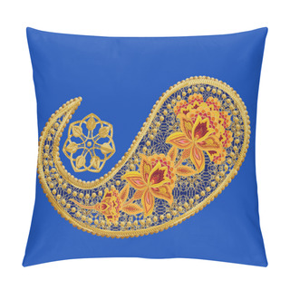 Personality  Gold Indian Cucumber, Paisley. Stylized Flowers, Openwork Weaving, Lace, Textile Packing Element East Design. Pillow Covers