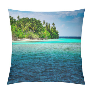 Personality  Beautiful Nature Landscape Of Tropical Island At Daytime Pillow Covers