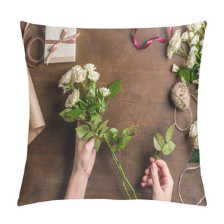 Personality  Hands Holding Roses Pillow Covers