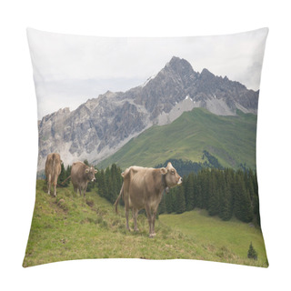 Personality  Cows In The Swiss Alps Pillow Covers
