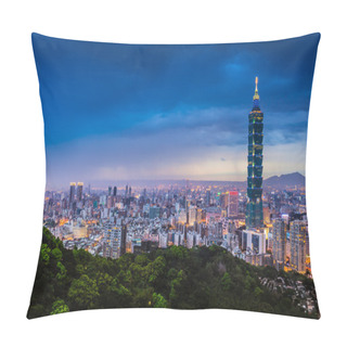 Personality  Taipei City View At Night Pillow Covers