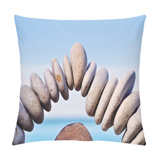 Personality  Arch Of Stones Pillow Covers